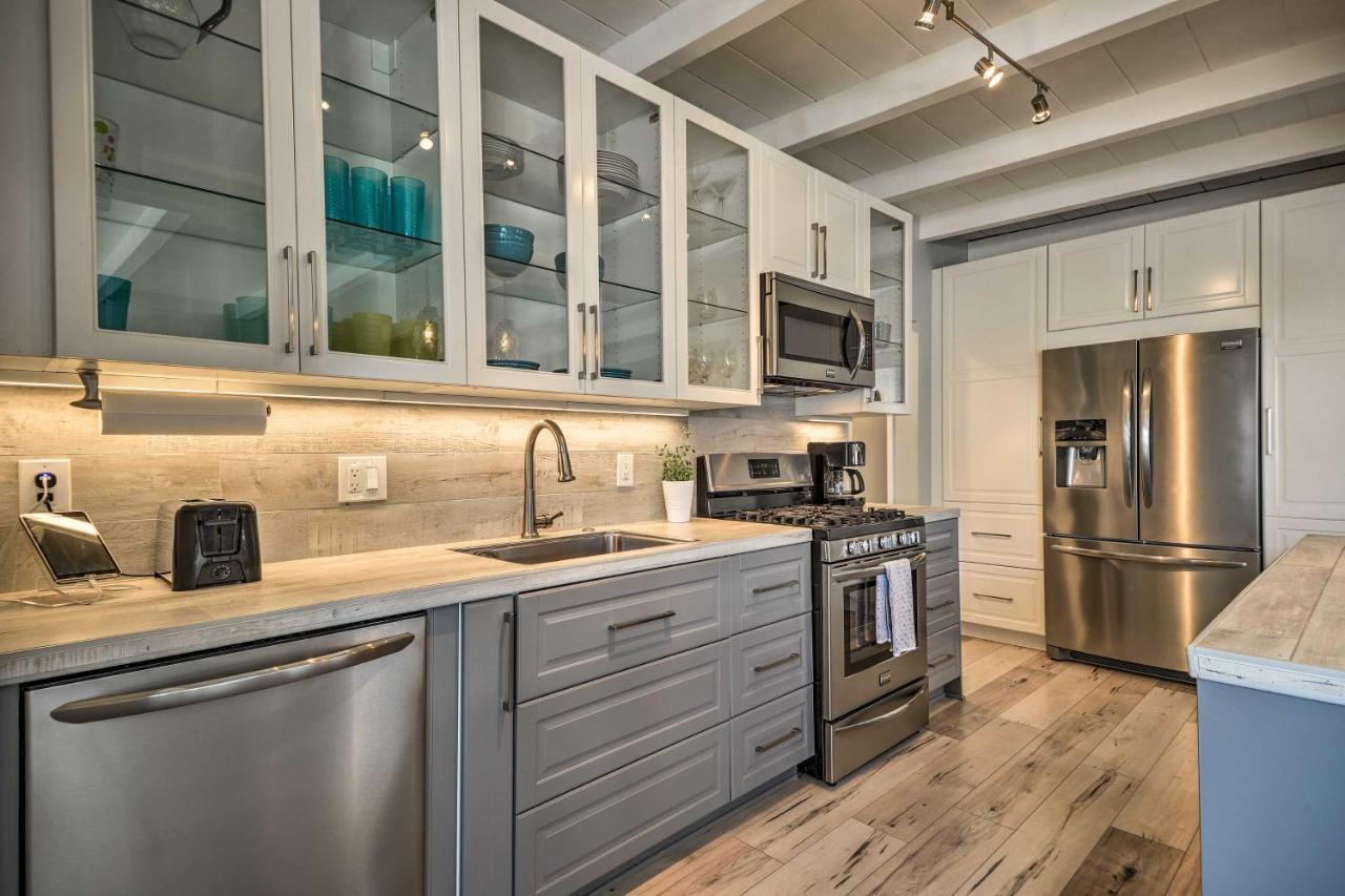 Remodeled Ventura Beach Home With Yard And Fire Pit! Buitenkant foto